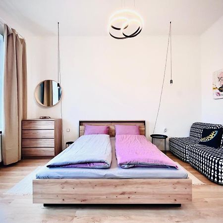 Sunny City - Apartment In Spa Zone With Private Garage Karlovy Vary Exterior photo